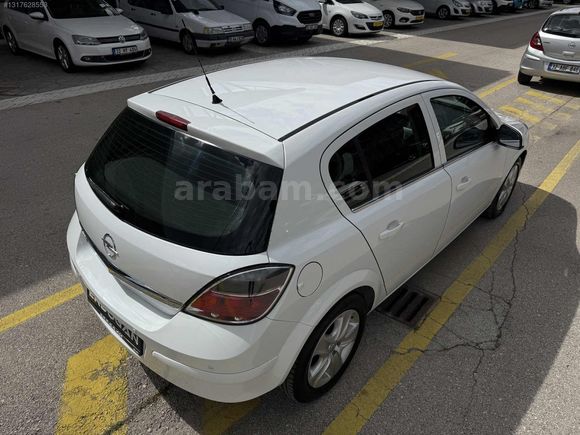 2012 / ASTRA / 1.6 / 108.000 km / HATASIZ-BOYASIZ