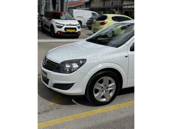 2012 / ASTRA / 1.6 / 108.000 km / HATASIZ-BOYASIZ