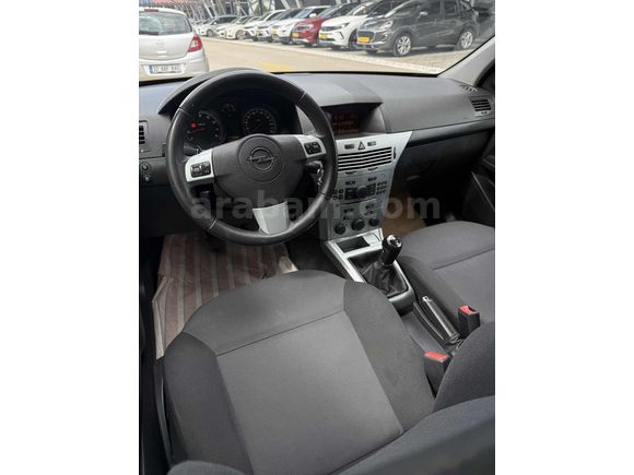 2012 / ASTRA / 1.6 / 108.000 km / HATASIZ-BOYASIZ