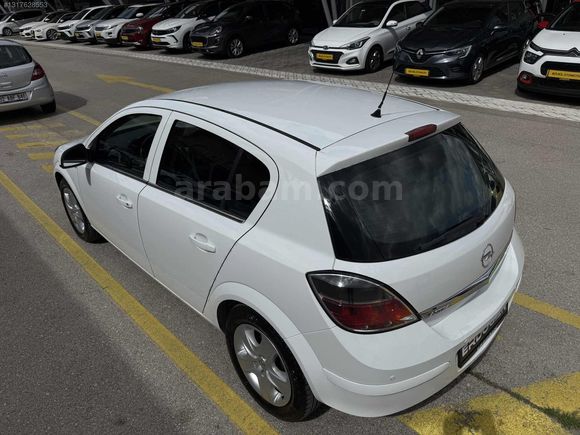 2012 / ASTRA / 1.6 / 108.000 km / HATASIZ-BOYASIZ