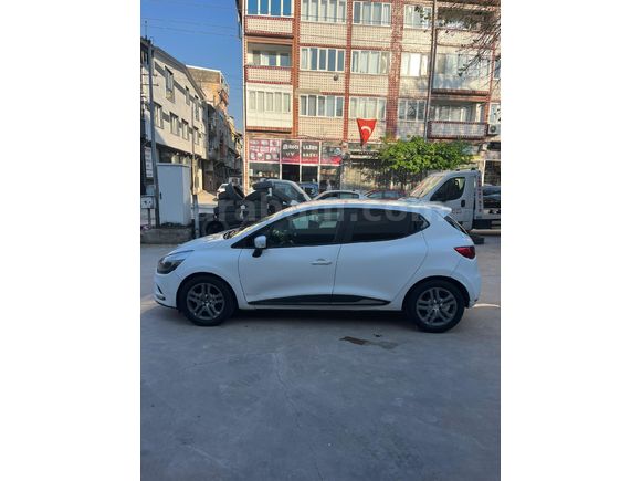 Burak Besnili Otomotiv Renault Clio 1.5 dCi Joy 2017 Model