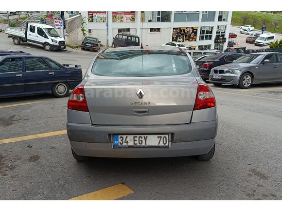 TR'de TEK, İLK SAHİBİNDEN 2004 MÉGANE SADECE 150.000 KM'de