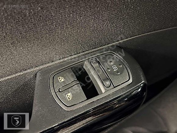 "PAŞA" 2014 - 115 Bin Km'de Hatasız Boyasız Opel Corsa