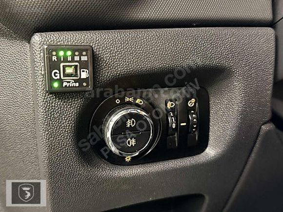 "PAŞA" 2014 - 115 Bin Km'de Hatasız Boyasız Opel Corsa