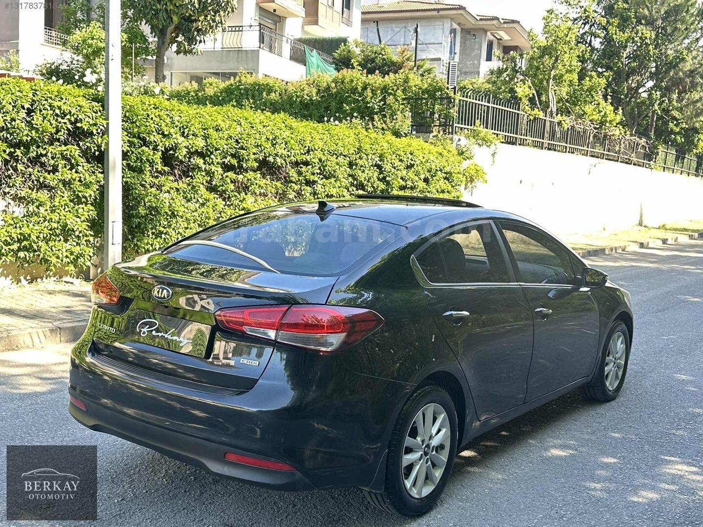 Galeriden Kia Cerato 1.6 CRDi Concept Plus 2017 Model İstanbul 184.000 km Siyah 6