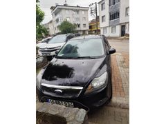 Sahibinden Ford Focus 1.6 TDCi Titanium 2010 Model  195.000 km Siyah