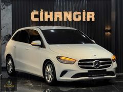 **CİHANGİR** HATASIZ BOYASIZ PIRLANTA MERCEDES B 180 FUL DOLU