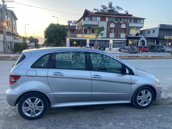 BOYASIZ 2009 B150 BENZİN OTOMATİK