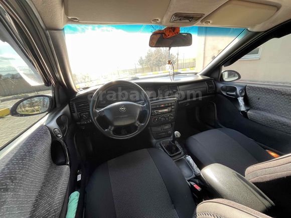 Sahibinden Opel Vectra 2.0 CD 1996 Model 