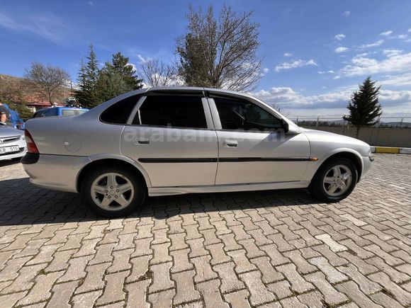 Sahibinden Opel Vectra 2.0 CD 1996 Model 