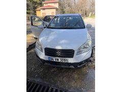 Sahibinden Suzuki SX4 GL 2013 Model  165.000 km Beyaz