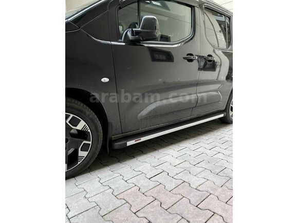 Sahibinden Fiat Doblo Combi 1.5 BlueHDi Premio Plus 2024 Model 