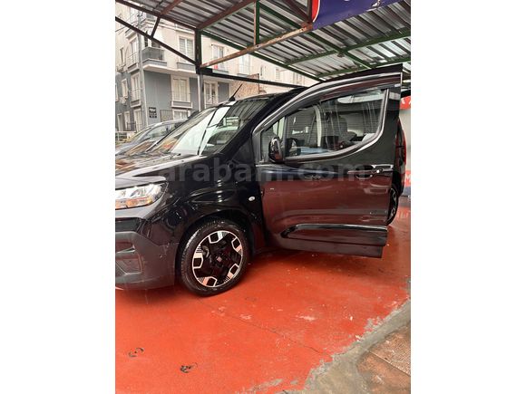 Sahibinden Fiat Doblo Combi 1.5 BlueHDi Premio Plus 2024 Model 