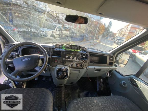 DUR MOTORS DAN FIRSAT ARAÇI 2013 DÜŞÜK KM 200 HASAR KAYIT SIZ