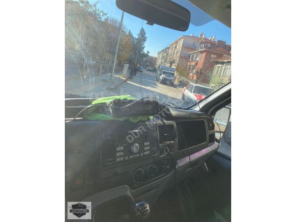 DUR MOTORS DAN FIRSAT ARAÇI 2013 DÜŞÜK KM 200 HASAR KAYIT SIZ