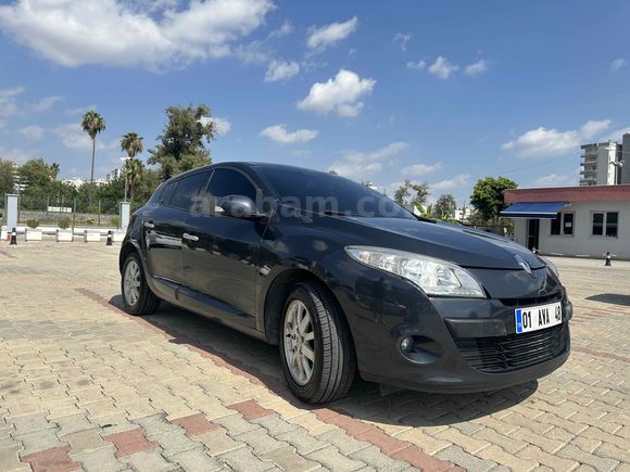 Sahibinden Renault Megane 1.5 dCi Privilege 2012 Model Adana 215.000 km Gri