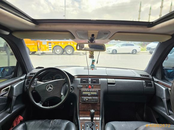 YILDIZLARI ÜSTÜNDE E200