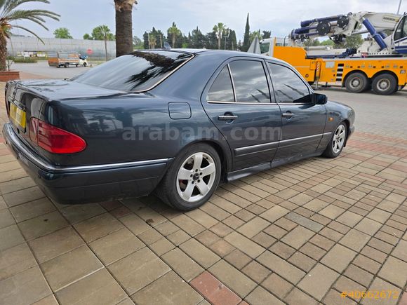 YILDIZLARI ÜSTÜNDE E200