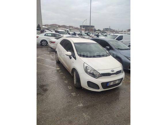 Sahibinden Kia Rio 1.4 CRDi Natty 2014 Model 