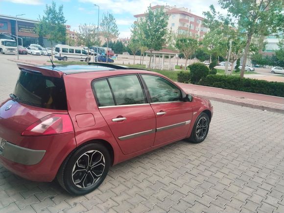 Galeriden Renault Megane 1.6 Dynamique 2004 Model Konya