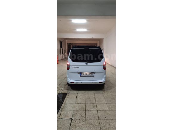 Sahibinden Ford Tourneo Courier 1.6 TDCi Titanium 2017 Model