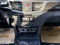 KUZENLER AUTO 2012 E 250 CDİ 4 MATİC AVANTGARDE KOLDAN VİTES