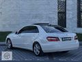 UP MOTORS'DAN 2011 MERCEDES E250 CDİ CAM TAVAN ÇİFT HAFIZA