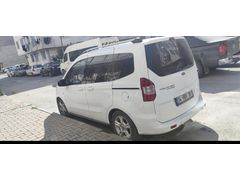 OTOMOBİL RUHSATLI Sahibinden Ford Tourneo Courier 1.5 TDCi Delux 2020 Model  108.000 km Beyaz kaput sok tak yapılmış ön tamponda temizlik boyası var
