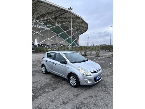Bu Km Başka Yok 2010 model tertemiz Hyundai i20