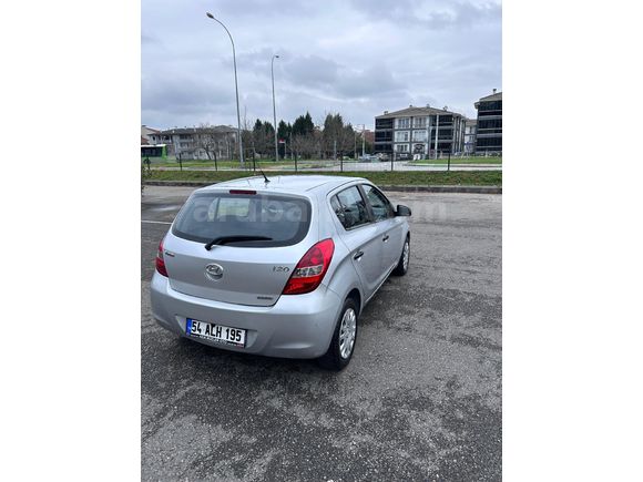 Bu Km Başka Yok 2010 model tertemiz Hyundai i20