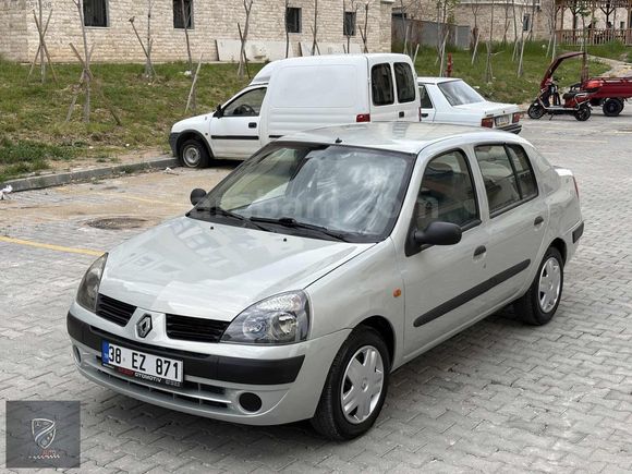 15 YILLIK SAHİBİNDEN ORJİNAL CLİO 1.4 AUTHENTİQUE KLİMALI