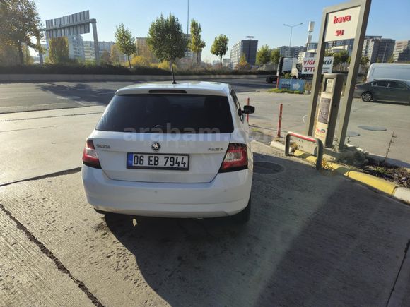 Sahibinden Skoda Fabia 1.2 TSI Style 2015 Model