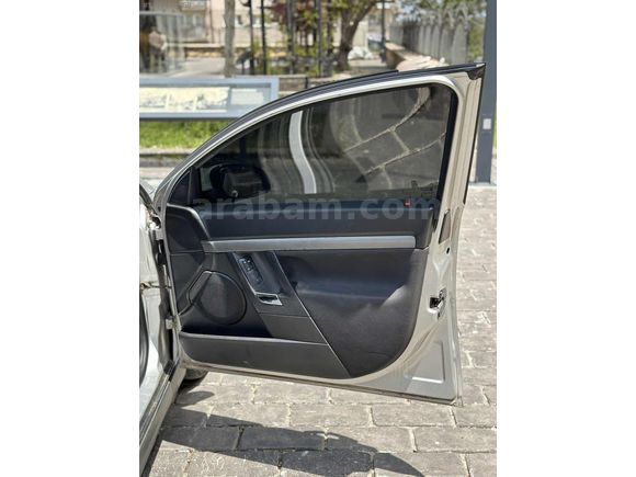 Opel Vectra değişensiz temiz bakımlı