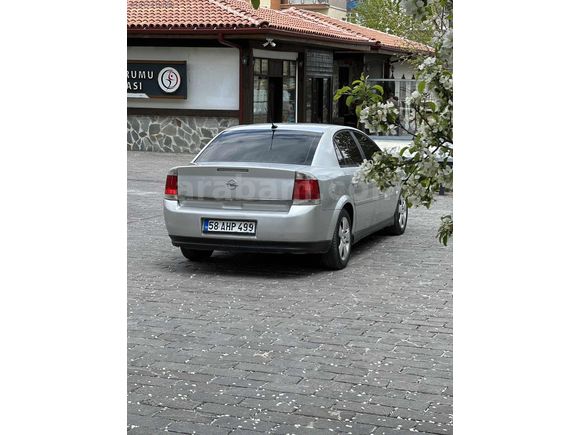Opel Vectra değişensiz temiz bakımlı