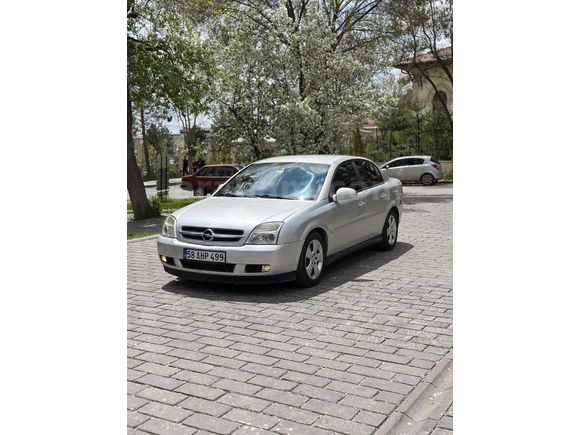 Opel Vectra değişensiz temiz bakımlı