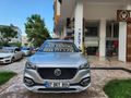 DELUXE OTOMOTİV'DEN 2024 MG HS - 1.5 TURBO MANUEL - COMFORT - GÜMÜŞ GRİ