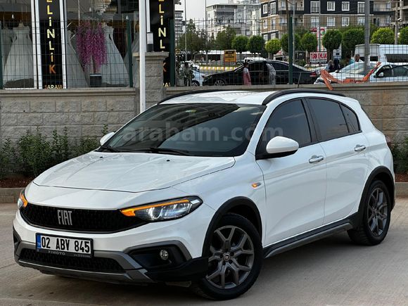 Sahibinden Fiat Egea Cross 1.4 Fire Urban 2021 Model  60.000 km Beyaz