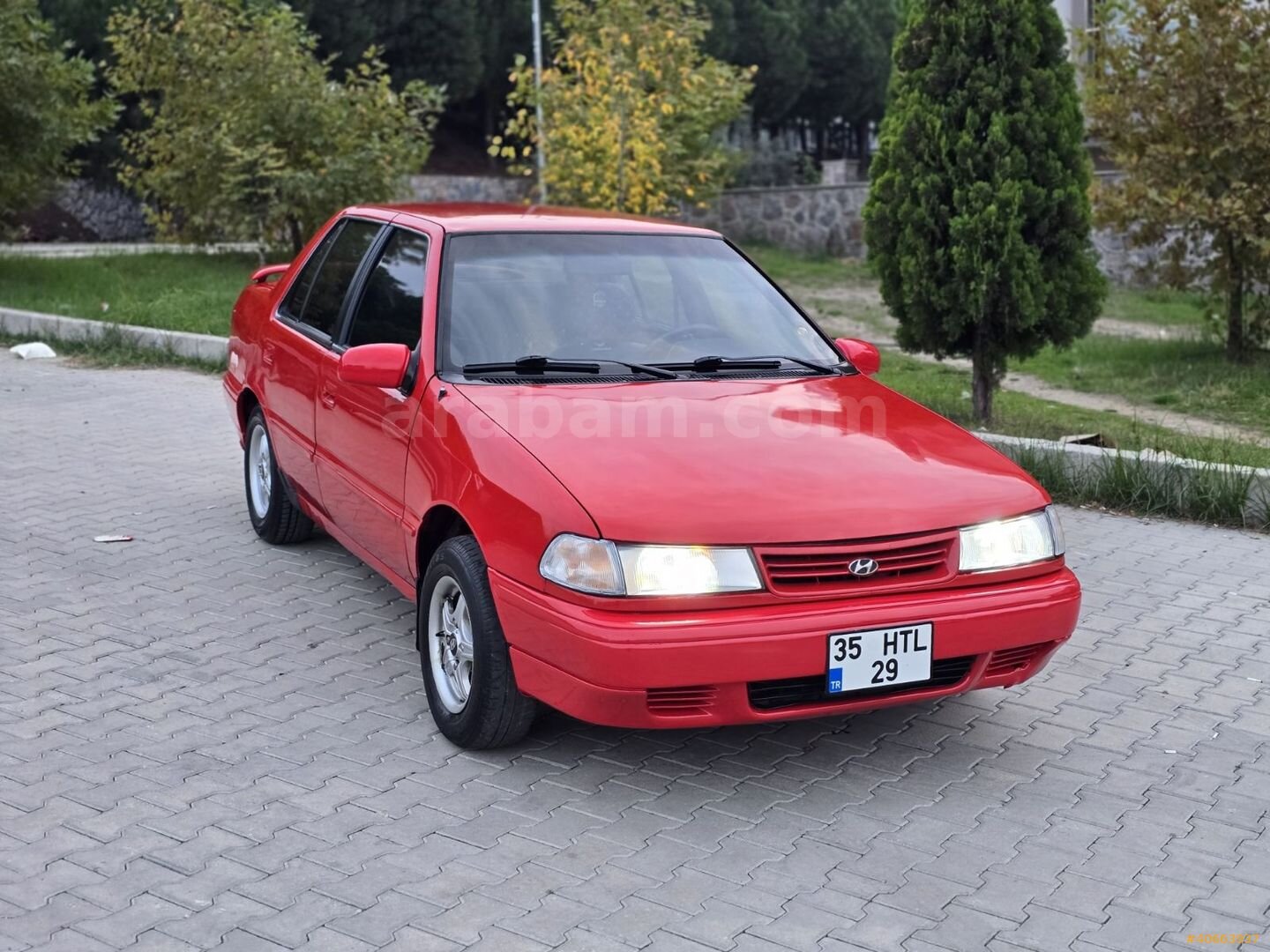 Galeriden Hyundai Excel 1.5 GLS 1993 Model Manisa 338.000 km Kırmızı 1