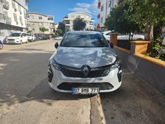 DELUXE OTOMOTİV'DEN 2024 CLIO - 1.0 TURBO OTOMATİK - EVOLUTION - NARDO GRİ