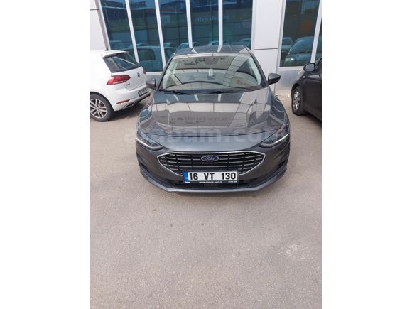 Sahibinden Ford Focus 1.5 Ti-VCT Titanium 2022 Model  64.800 km Gri (titanyum)