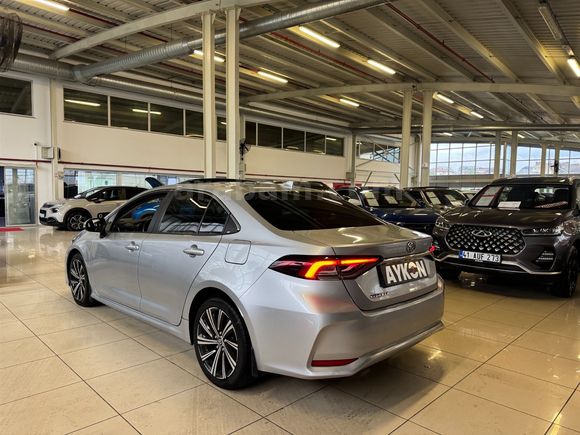 2022 TOYOTA COROLLA 1.5 FLAME X-PACK MULTIDRIVE S