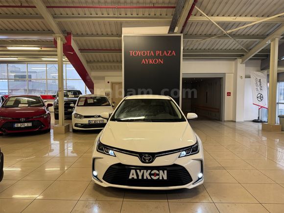 2021 TOYOTA COROLLA 1.5 DREAM MULTIDRIVE S