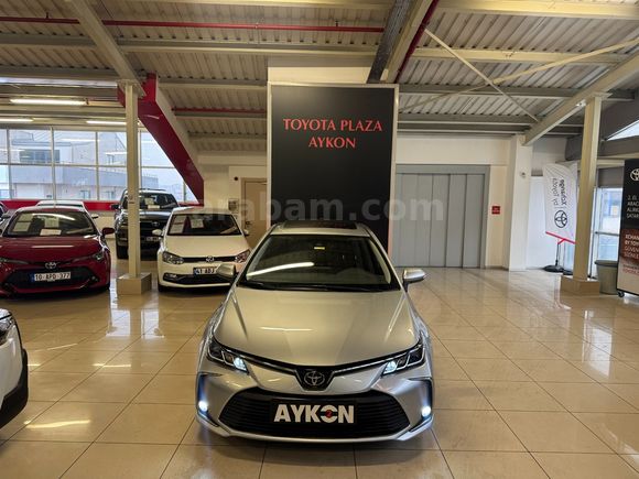 2022 TOYOTA COROLLA 1.5 FLAME X-PACK MULTIDRIVE S