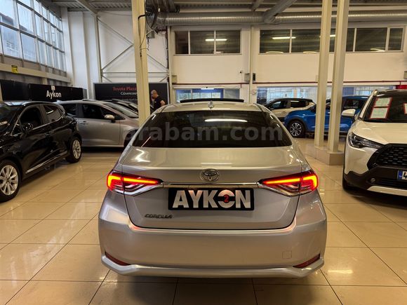 2022 TOYOTA COROLLA 1.5 FLAME X-PACK MULTIDRIVE S