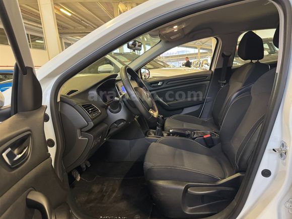 2019 RENAULT MEGANE 1.6 JOY