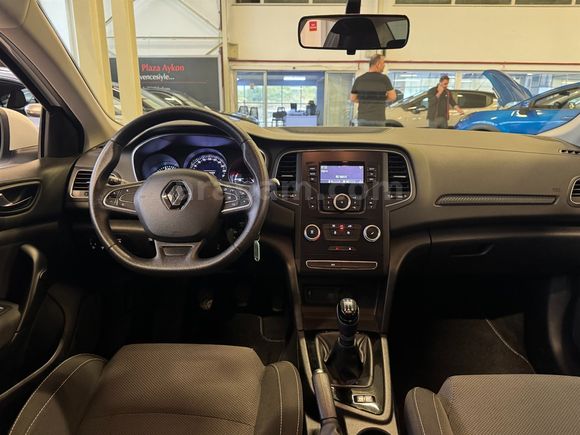 2019 RENAULT MEGANE 1.6 JOY