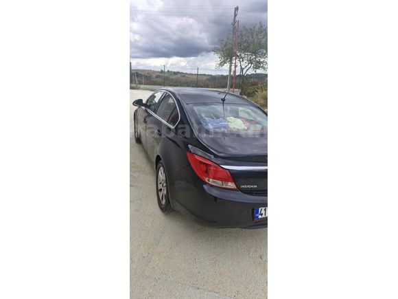 Sahibinden Opel Insignia 2.0 CDTI Edition 2012 Model