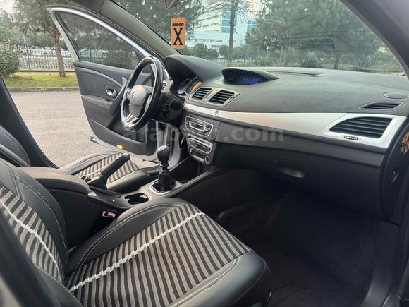 Sahibinden Renault Megane 1.5 dCi Dynamique 2009 Model 