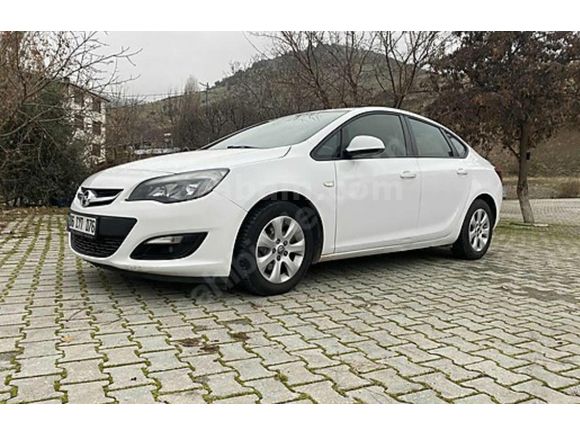 Sahibinden Opel Astra 1.6 CDTI Design 2017 Model  148000 km Beyaz