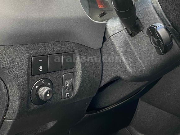 Galeriden Citroen Berlingo 1.6 HDi Selection 2017 Model İstanbul